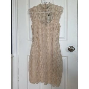 Dynamite Medium Off White Lace Dress